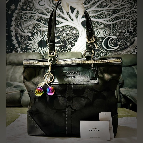 Vintage Y2K Coach 2006 Black Tote Bag shoulder bag - Picture 4 of 16